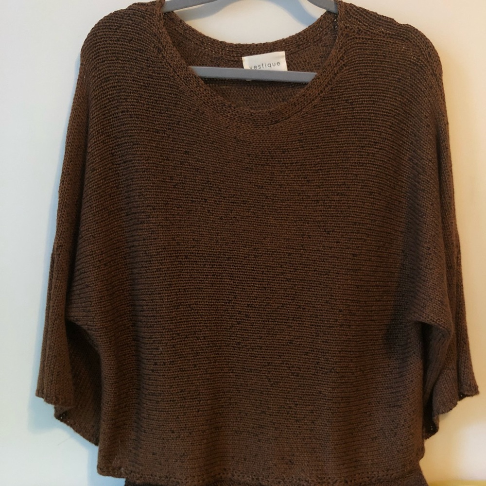 Wide sleeve sweater